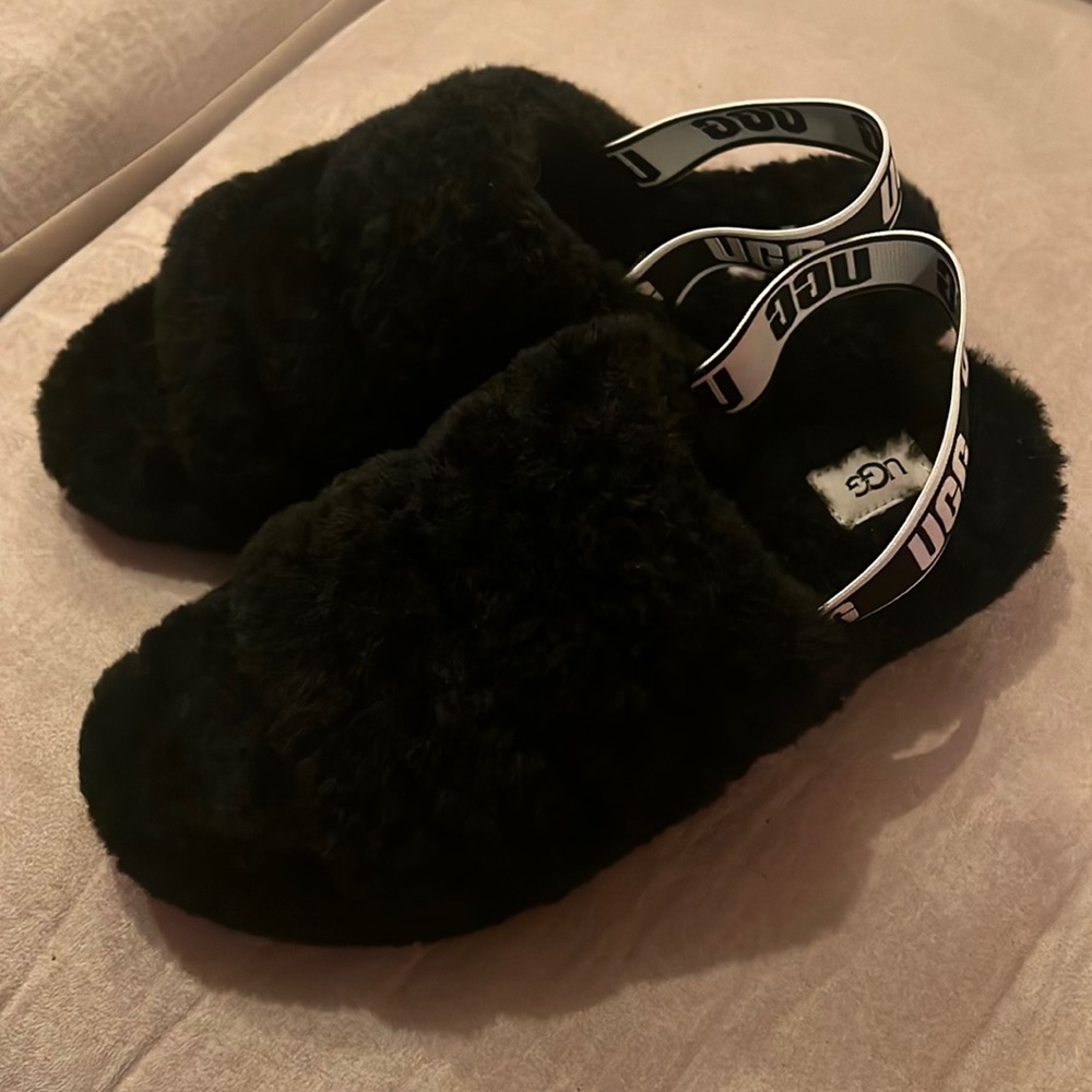 Ugg fluff yeah women’s size 11 black
